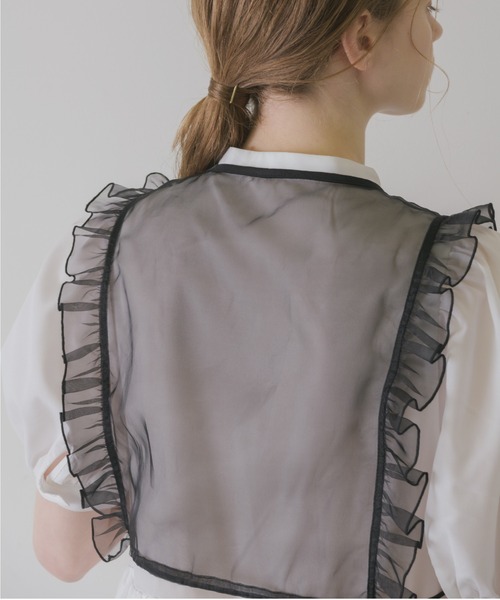 idem(イデム)の「organdie collar classic 2way onepiece/オーガンジーフリルベスト付きワンピース(ワンピース・レディース・ブラック/オフホワイト・FREE)」の11枚目の写真