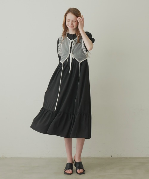idem(イデム)の「organdie collar classic 2way onepiece/オーガンジーフリルベスト付きワンピース(ワンピース・レディース・ブラック/オフホワイト・FREE)」の19枚目の写真