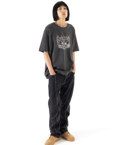 MASSNOUN(マスノウン)の「A'GEM/9 × .kom『MASSNOUN/マスノウン』BABARIAN T-SHIRTS /バーバリアン 半袖カットソー(Tシャツ/カットソー・メンズ・チャコールグレー/ブラック・L)」の15枚目の写真