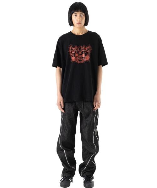 MASSNOUN(マスノウン)の「A'GEM/9 × .kom『MASSNOUN/マスノウン』BABARIAN T-SHIRTS /バーバリアン 半袖カットソー(Tシャツ/カットソー・メンズ・チャコールグレー/ブラック・L)」の3枚目の写真