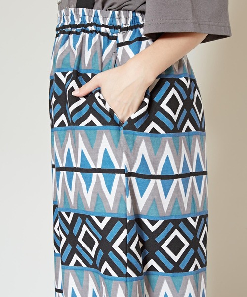 チャイハネ（チャイハネ）の「【チャイハネ】Amina×TFAC ガラエルサロペット（サロペット/オーバーオール・レディース・オレンジ/ブラック・FREE）」の10枚目の写真