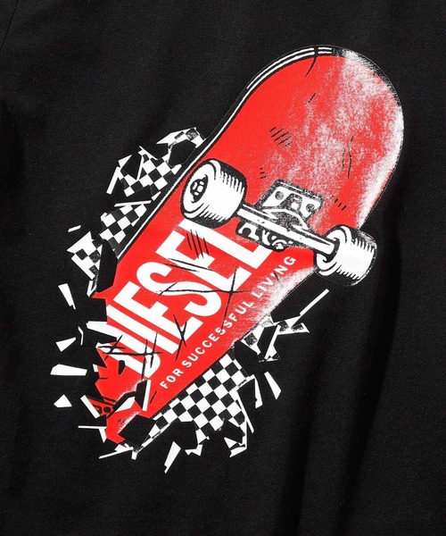 DIESEL KIDS(ディーゼルキッズ)の「DIESEL(ディーゼル)Kids & Junior 半袖Tシャツカットソー(Tシャツ/カットソー・キッズ・オレンジ/ブラック/ブルー/ホワイト・10Y/4Y/12Y/16Y/6Y/8Y/14Y)」の8枚目の写真