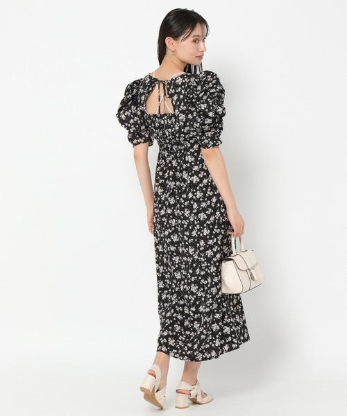 mysty woman（ミスティウーマン）の「パワショルエンパイアワンピース　975658（ワンピース・レディース・ブラック/グリーン/ベージュ・FREE）」の5枚目の写真