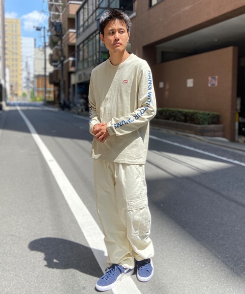 CHUMS(チャムス)の「CHUMS/チャムス ロンT 刺繍ロゴ スリーブプリント ヘビーウェイト CH01-2305(Tシャツ/カットソー・メンズ・グレイッシュベージュ/ホワイト/ブラック/ベージュ系その他/ネイビー/ブラック×ベージュ・XL/M/L/S)」の12枚目の写真