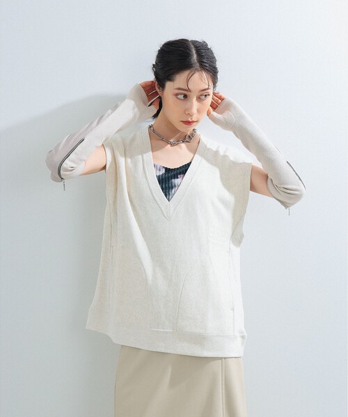 Ray BEAMS(レイビームス)の「Ray BEAMS / フェイクレザー リブ ロング アームウォーマー(アームカバー・レディース・ブラック/グレー・ONE SIZE)」の3枚目の写真