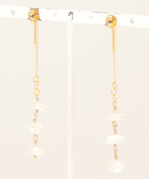 tone(トーン)の「【Astyle】3連ケシパール×チェーンピアス(MA)(ピアス(両耳用)・レディース・ゴールド・FREE)」の3枚目の写真