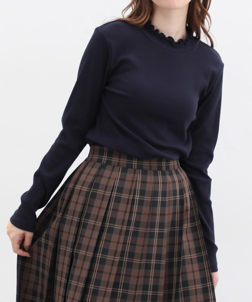 Honeys（ハニーズ）の「フリルハイネックＴシャツ（Tシャツ/カットソー・レディース・ネイビー/スモークピンク/ブラック/ベージュ/オフホワイト/ブルーグレー・L/LL/S/M）」の5枚目の写真