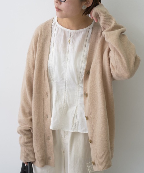 PUAL CE CIN(ピュアルセシン)の「コットンガーゼ梯子刺繍タックブラウス(シャツ/ブラウス・レディース・ホワイト/ブラック・FREE)」の22枚目の写真