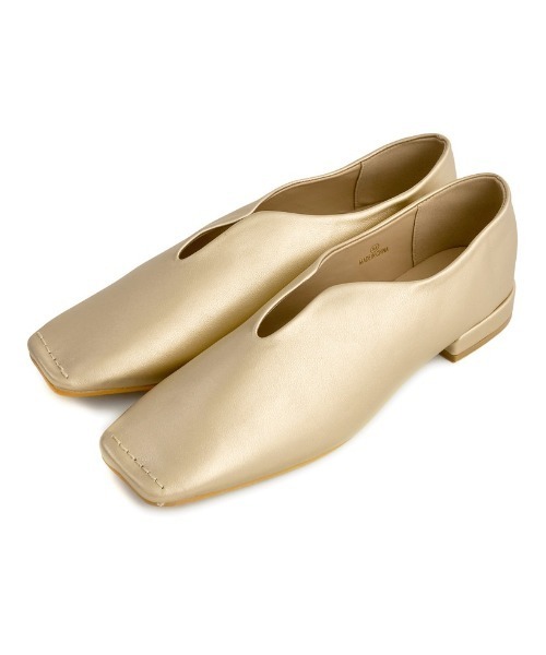 Re:EDIT(リエディ)の「スクエアトゥUカットデザインローヒールパンプス(パンプス・レディース・ゴールド/ブラック/シルバー・SMALL/LARGE/MEDIUM)」の19枚目の写真