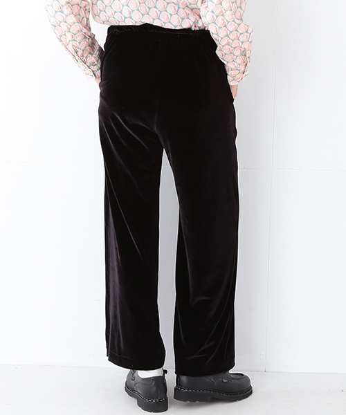 BEAMS BOY(ビームスボーイ)の「BEAMS BOY / ベロア イージーパンツ(その他パンツ・レディース・ブラック/ネイビー・ONE SIZE)」の12枚目の写真
