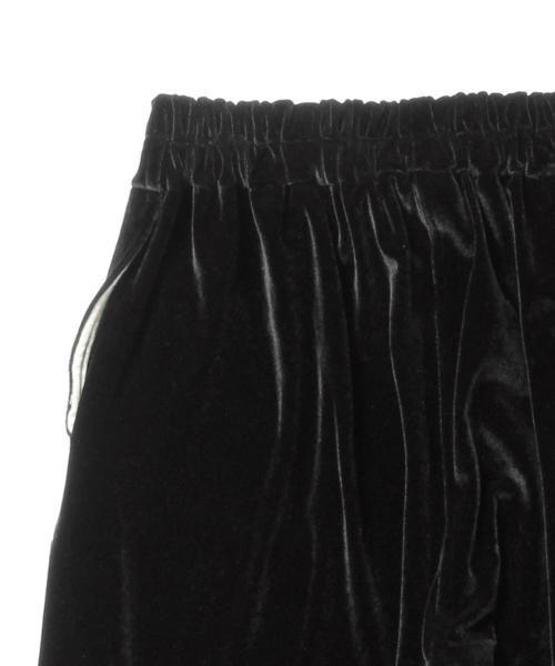 BEAMS BOY(ビームスボーイ)の「BEAMS BOY / ベロア イージーパンツ(その他パンツ・レディース・ブラック/ネイビー・ONE SIZE)」の6枚目の写真