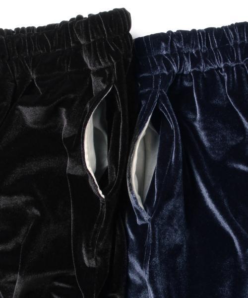 BEAMS BOY(ビームスボーイ)の「BEAMS BOY / ベロア イージーパンツ(その他パンツ・レディース・ブラック/ネイビー・ONE SIZE)」の20枚目の写真