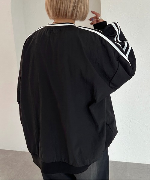 apres jour mignon（アプレジュールミニョン）の「アソートライントップス【ZOZOTOWN限定アイテム】（スウェット・レディース・レッド/グリーン/グレー/ナチュラル/ブラック・X-LARGE/フリー）」の9枚目の写真