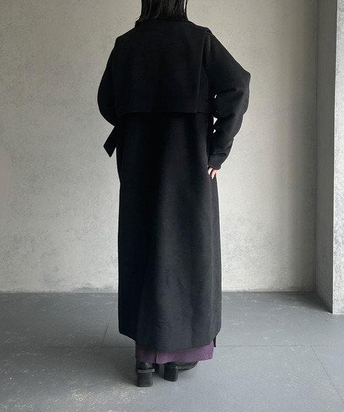 &g'aime（アンジェム）の「【&g'aime】ベルテッドベストレイヤードウール混ロングコート（チェスターコート・レディース・チャコールグレー/ブラック・FREE）」の8枚目の写真