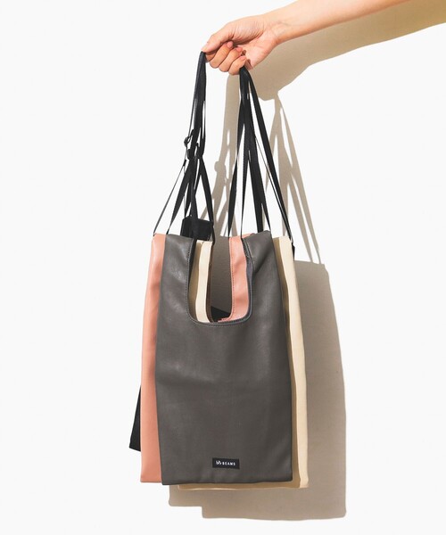 bpr BEAMS（ビーピーアール ビームス ）の「フェイクレザー ショッパー（エコバッグ/サブバッグ・メンズ・ブラック/ミント/サックスブルー/ピンク/ベージュ/グレー/オフホワイト/カーキ・ONE SIZE）」の3枚目の写真