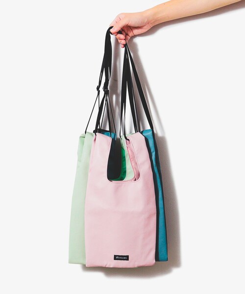 bpr BEAMS（ビーピーアール ビームス ）の「フェイクレザー ショッパー（エコバッグ/サブバッグ・メンズ・ブラック/ミント/サックスブルー/ピンク/ベージュ/グレー/オフホワイト/カーキ・ONE SIZE）」の8枚目の写真