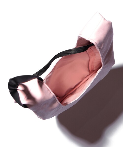 bpr BEAMS（ビーピーアール ビームス ）の「フェイクレザー ショッパー（エコバッグ/サブバッグ・メンズ・ブラック/ミント/サックスブルー/ピンク/ベージュ/グレー/オフホワイト/カーキ・ONE SIZE）」の18枚目の写真