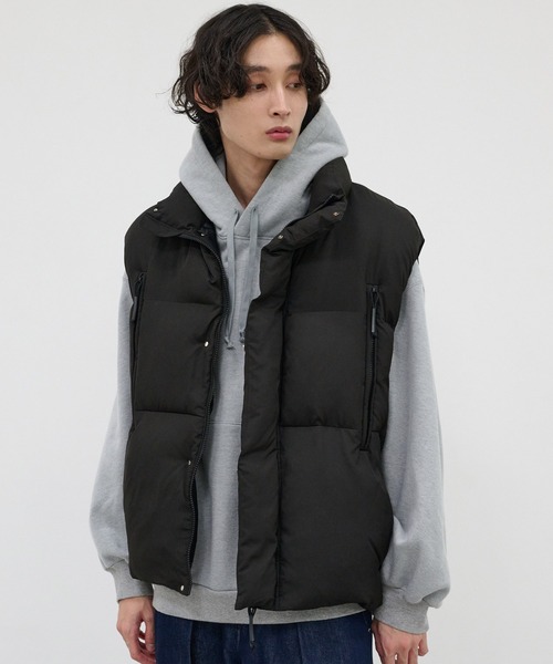 【新品未開封品】エゴザル　Mサイズ　ベスト　パフベスト　黒　アウター PUBLIC TOKYO（パブリックトウキョウ）の「〈撥水 / 軽量 / 保温