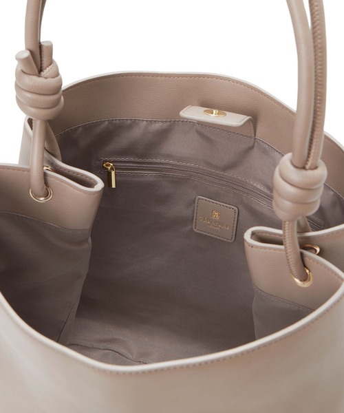 TREASURE TOPKAPI（トレジャートプカピ）の「【TREASURE TOPKAPI】ノットデザイン ハンドル トート バッグ（トートバッグ・レディース・ブラック/ベージュ/グレイッシュベージュ/ライトグレー/グレイッシュブルー・FREE）」の14枚目の写真