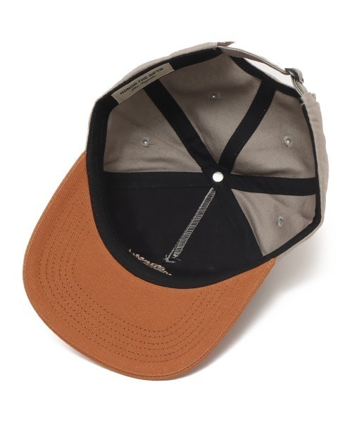 HONOR THE GIFT（オナーザギフト）の「HONOR THE GIFT HERITAGE CREST LOGO HAT / オナー ザ ギフト ヘリテージ クレスト ロゴ ハット（キャップ・メンズ・グレー・ONE SIZE）」の7枚目の写真