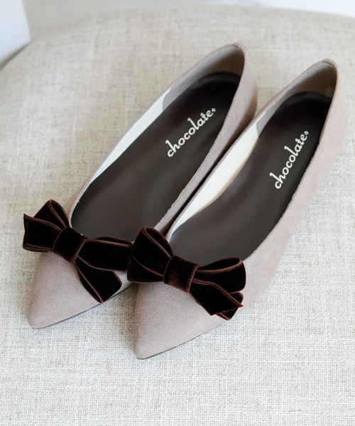 chocolates(チョコラテス)の「晴雨兼用 ベルベットリボン ポインテッドトゥ パンプス【日本製】(パンプス・レディース・グレー/ベージュ/ブラック・22cm/22.5cm/23cm/23.5cm/24cm/24.5cm/25cm)」の16枚目の写真