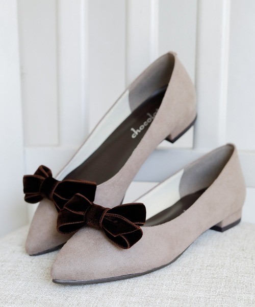 chocolates(チョコラテス)の「晴雨兼用 ベルベットリボン ポインテッドトゥ パンプス【日本製】(パンプス・レディース・グレー/ベージュ/ブラック・22cm/22.5cm/23cm/23.5cm/24cm/24.5cm/25cm)」の17枚目の写真
