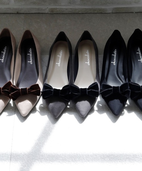 chocolates(チョコラテス)の「晴雨兼用 ベルベットリボン ポインテッドトゥ パンプス【日本製】(パンプス・レディース・グレー/ベージュ/ブラック・22cm/22.5cm/23cm/23.5cm/24cm/24.5cm/25cm)」の15枚目の写真