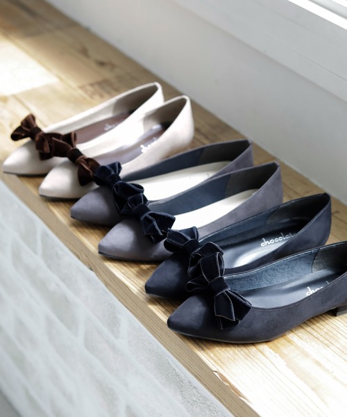 chocolates(チョコラテス)の「晴雨兼用 ベルベットリボン ポインテッドトゥ パンプス【日本製】(パンプス・レディース・グレー/ベージュ/ブラック・22cm/22.5cm/23cm/23.5cm/24cm/24.5cm/25cm)」の12枚目の写真