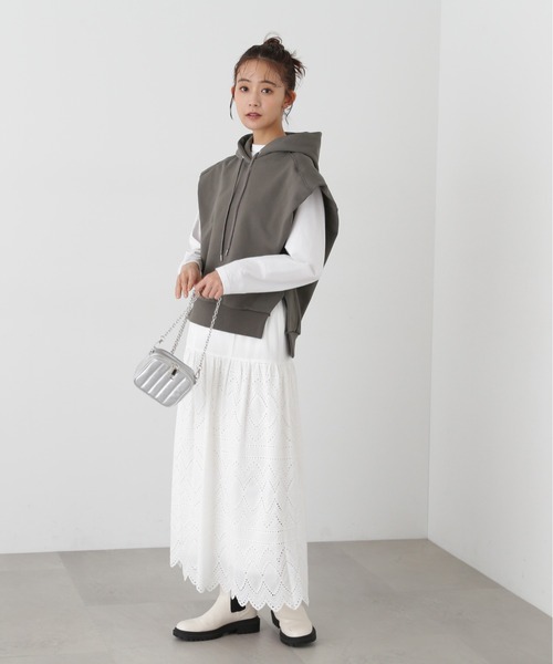 N.（N. Natural Beauty Basic）（エヌエヌナチュラルビューティーベーシック）の「◆ドロップショルダーフードパーカー（パーカー・レディース・チャコール/オートミール・MEDIUM）」の3枚目の写真