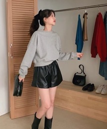 フェイクレザー ギャザーショートパンツ