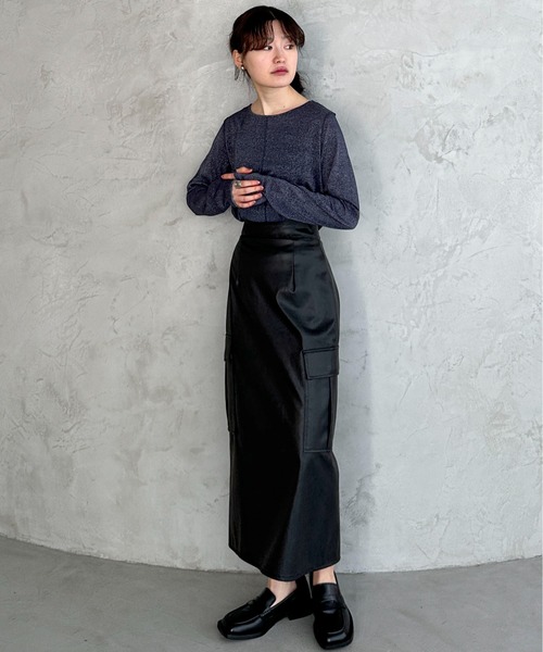 feepur(フェピュール)の「ラメシアートップス(Tシャツ/カットソー・レディース・アイボリー/ブラック/ネイビー/シルバー・MEDIUM)」の11枚目の写真