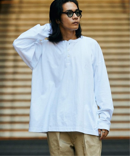 Healthknit(ヘルスニット)の「Healthknit × JOURNAL STANDARD / 別注 ヘンリーネック L/S Tシャツ(Tシャツ/カットソー・メンズ・ホワイト/グレー/ブラック系その他・MEDIUM/SMALL/LARGE)」の2枚目の写真