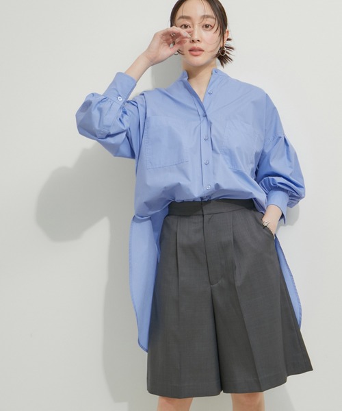 le cercle ADAM ET ROPE'(ルセルクルアダムエロペ)の「バックロングシャツ(シャツ/ブラウス・レディース・ホワイト/ベージュ系その他2/チャコールグレー/サックスブルー・FREE)」の4枚目の写真