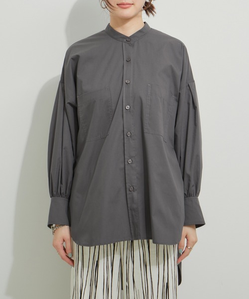 le cercle ADAM ET ROPE'(ルセルクルアダムエロペ)の「バックロングシャツ(シャツ/ブラウス・レディース・ホワイト/ベージュ系その他2/チャコールグレー/サックスブルー・FREE)」の19枚目の写真