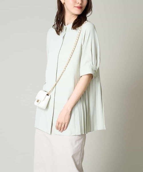 a.v.v（アーヴェヴェ）の「サイドプリーツブラウス（シャツ/ブラウス・レディース・ベージュ/グリーン/グレー・36/40/38/34/42）」の3枚目の写真