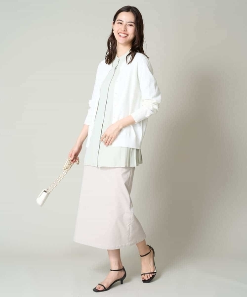 a.v.v（アーヴェヴェ）の「サイドプリーツブラウス（シャツ/ブラウス・レディース・ベージュ/グリーン/グレー・36/40/38/34/42）」の16枚目の写真