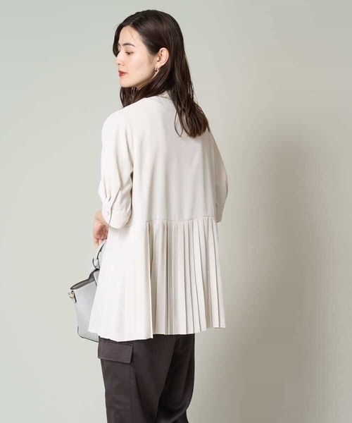 a.v.v（アーヴェヴェ）の「サイドプリーツブラウス（シャツ/ブラウス・レディース・ベージュ/グリーン/グレー・36/40/38/34/42）」の20枚目の写真