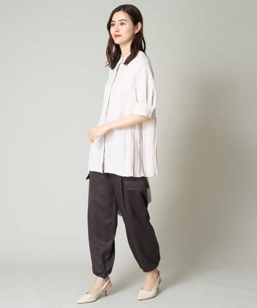 a.v.v（アーヴェヴェ）の「サイドプリーツブラウス（シャツ/ブラウス・レディース・ベージュ/グリーン/グレー・36/40/38/34/42）」の21枚目の写真