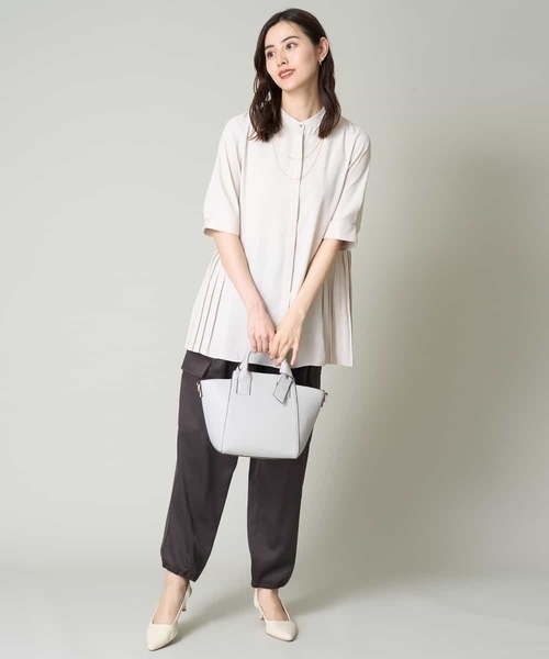 a.v.v（アーヴェヴェ）の「サイドプリーツブラウス（シャツ/ブラウス・レディース・ベージュ/グリーン/グレー・36/40/38/34/42）」の22枚目の写真