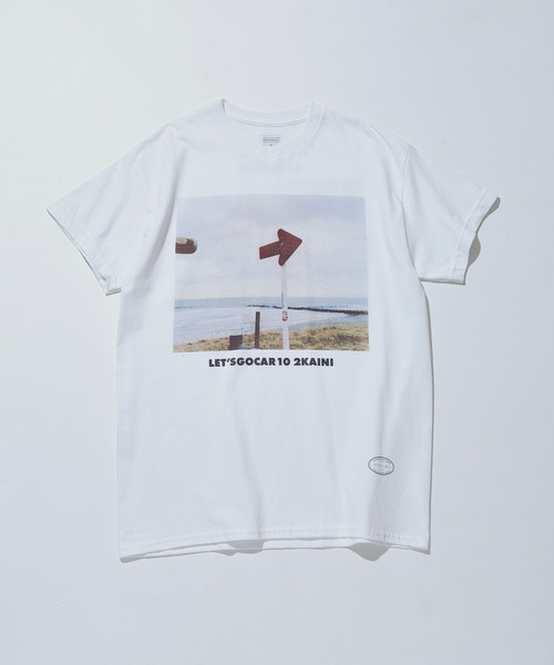 TANGTANG(タンタン)の「《別注》【TANGTANG for ADAM ET ROPE'】GASATANG LET'SGOCAR10 2KAINI(Tシャツ/カットソー・メンズ・ホワイト・L/M/XL)」の1枚目の写真