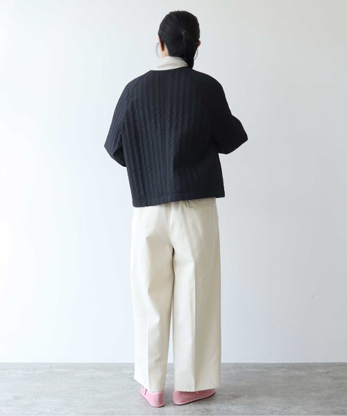 yuni(ユニ )の「20/2強撚ツイル バックゴム ワイドパンツ 1701PT005242(その他パンツ・レディース・アイボリー/ベージュ/ブラック・M/S)」の11枚目の写真