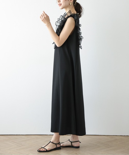 AMELY(エミリー)の「ショルダーフリルワンピース(ワンピース・レディース・ネイビー/ベージュ/ブラック/グリーン・フリー)」の22枚目の写真