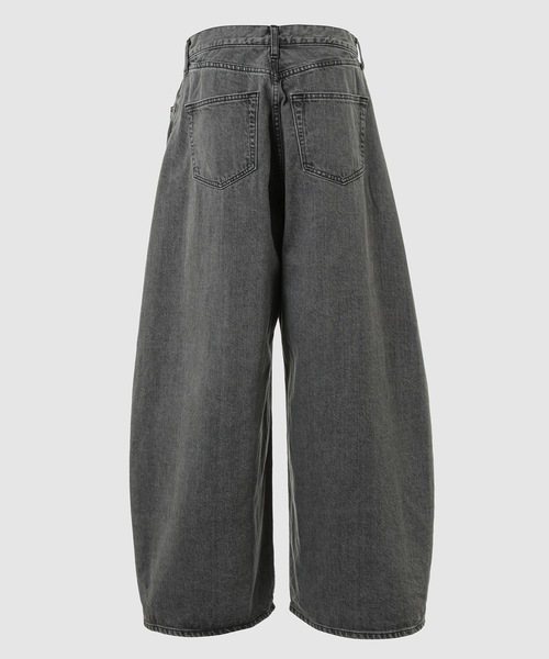 DIGAWEL（ディガウェル）の「Wide straight jeans（デニムパンツ