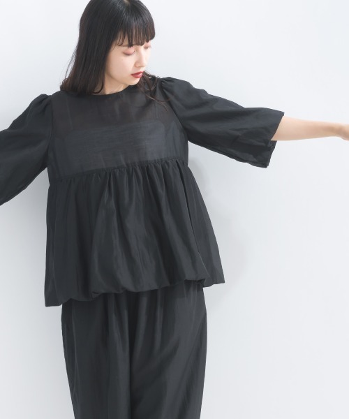 terrace(テラス)の「シアーリヨセルバルーンスリーブぺプラムブラウス(シャツ/ブラウス・レディース・オフホワイト/ライム/グレイッシュベージュ/ブラック・MEDIUM)」の14枚目の写真