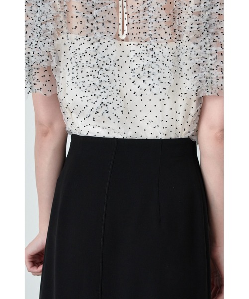 SNIDEL（スナイデル）の「スリットロングスカート（スカート・レディース・グリーン/ライトベージュ/ブラック・0/1）」の17枚目の写真