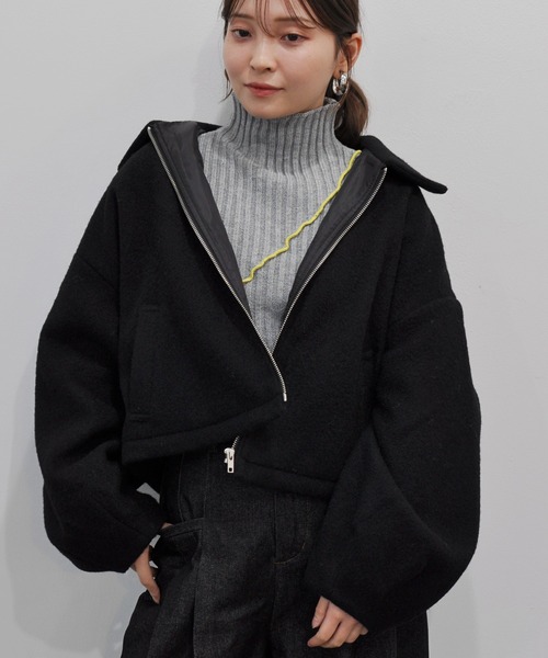 Meli rich（メリーリッチ）の「ボリューム袖ショート丈ジップブルゾン（ブルゾン・レディース・ブラック/アイボリー/チャコールグレー/グレイッシュベージュ・MEDIUM）」の10枚目の写真