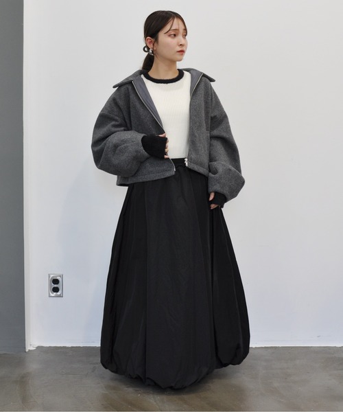 Meli rich（メリーリッチ）の「ボリューム袖ショート丈ジップブルゾン（ブルゾン・レディース・ブラック/アイボリー/チャコールグレー/グレイッシュベージュ・MEDIUM）」の8枚目の写真