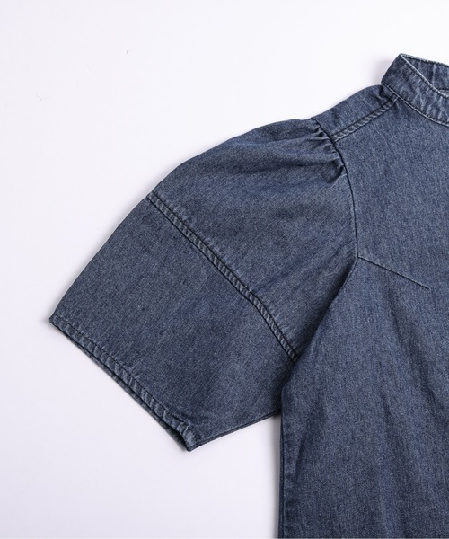 La-gemme(ラジェム)の「ランタンスリーブデニムシャツ(シャツ/ブラウス・レディース・ブルー/ブラック/ライトブルー・フリー)」の18枚目の写真