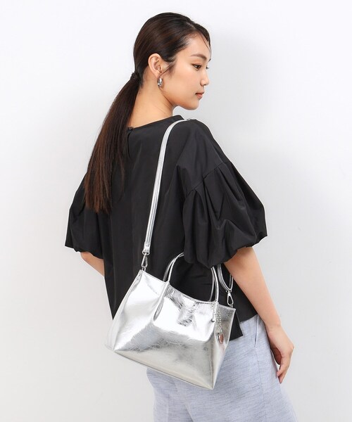 OPAQUE.CLIP（オペークドットクリップ）の「◆新色追加【2WAY】シンプルミドルトートバッグ（トートバッグ・レディース・アイボリー系/シルバー/ブラック系/ホワイト系7・00）」の17枚目の写真