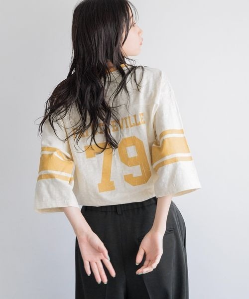 LOWRYS FARM(ローリーズファーム)の「ナンバリングTシャツ 137226(Tシャツ/カットソー・レディース・ブルー/チャコールグレー/アイボリー・FREE)」の5枚目の写真